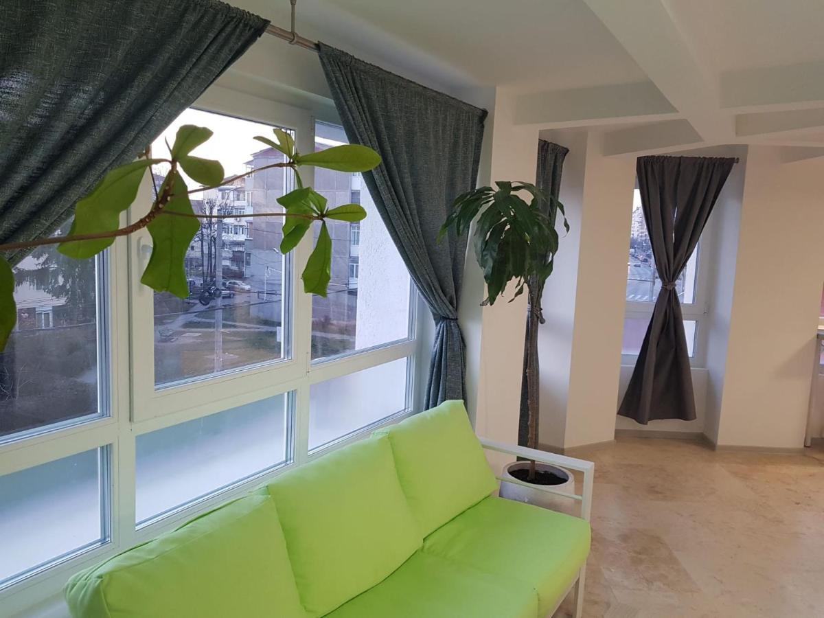 Rengo Residence ทาร์โกวิชเต ภายนอก รูปภาพ